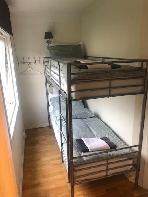 Lys Og Trivelig Leilighet I Larvik Luaran gambar